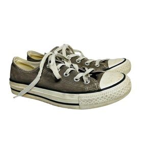 Converse Chuck Taylor Low Top Gray Sneakers Women’s 6 Men’s 4‎ Unisex